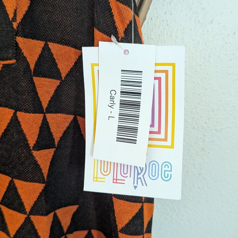 Lularoe Carly Dress - Picture 5 of 6